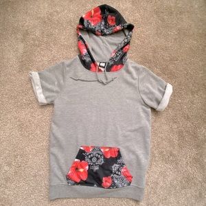 Hibiscus Cuffed Short-Sleeved Hoodie